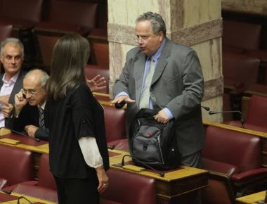 Xαμός στη βουλή ανάμεσα σε Ντ. Μπακογιάννη και Ν. Κοτζιά: «Πανηγυρίζετε για μια κακή συμφωνία»